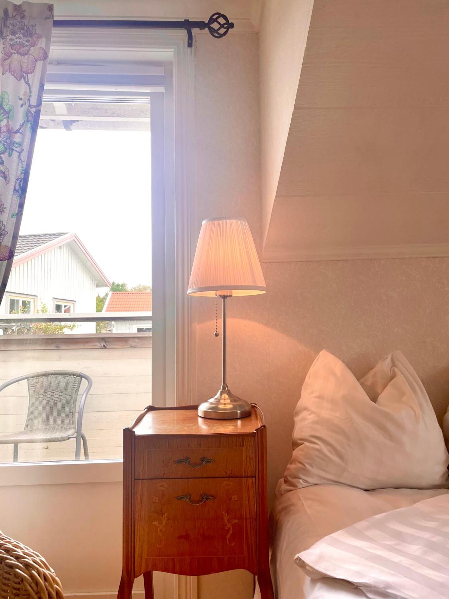 Hotell & Restaurant Solliden Stenungsund Zewnętrze zdjęcie