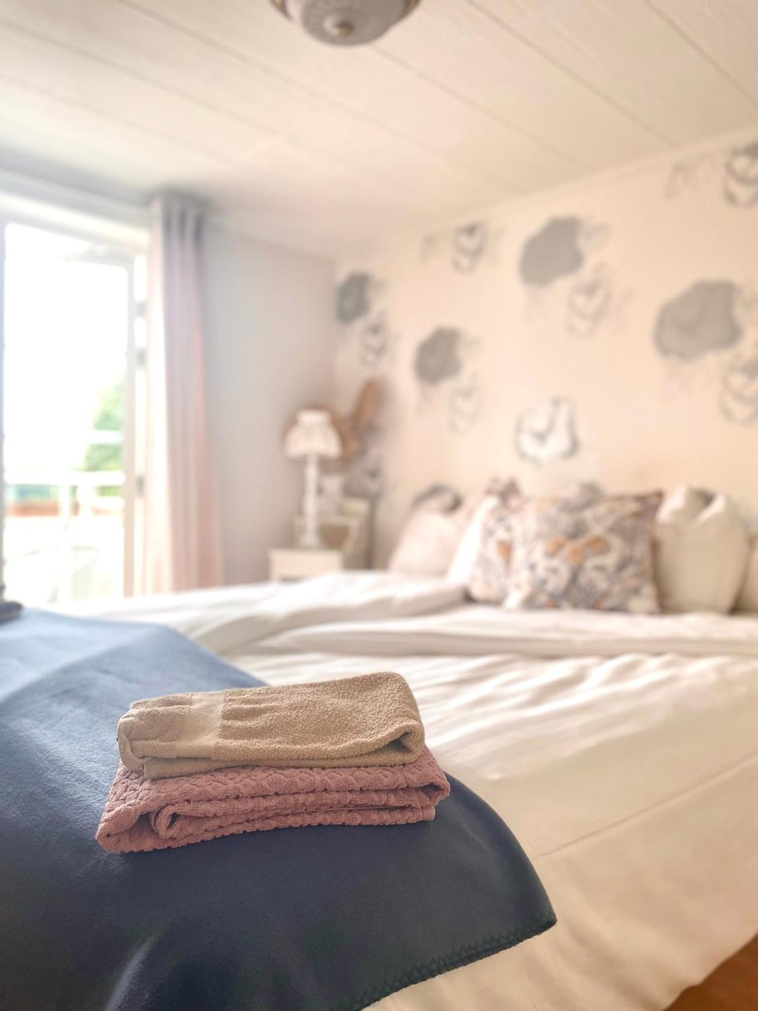 Hotell & Restaurant Solliden Stenungsund Zewnętrze zdjęcie