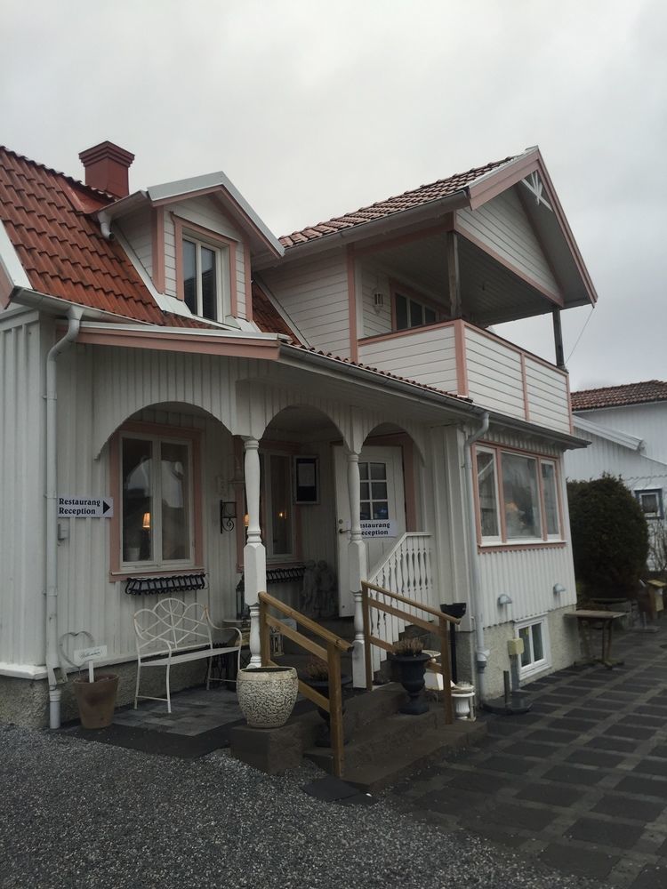Hotell & Restaurant Solliden Stenungsund Zewnętrze zdjęcie